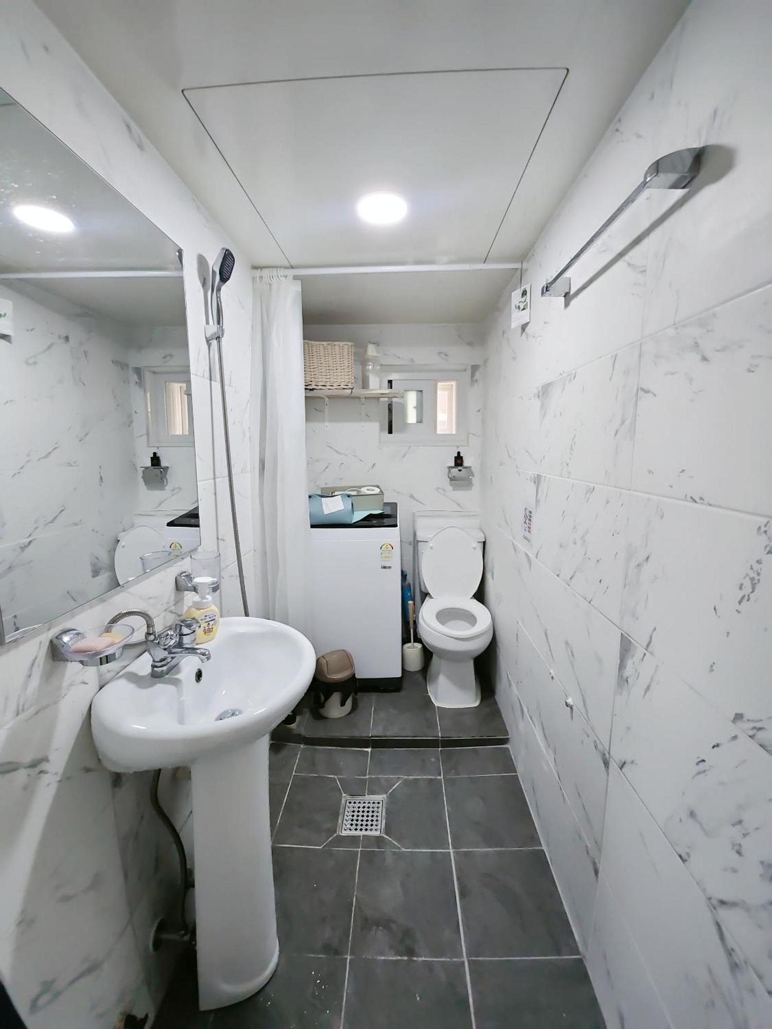 You Here,Stay - 5Min To Hapjeong Station, 10Mins To Hongdae Seoul Luaran gambar